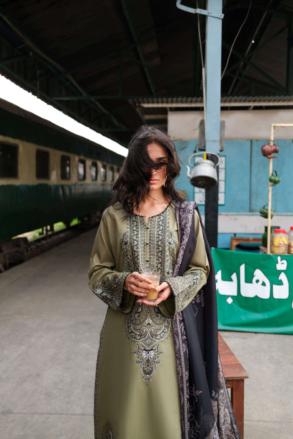 Safarnama 3PC Embroidered Lawn