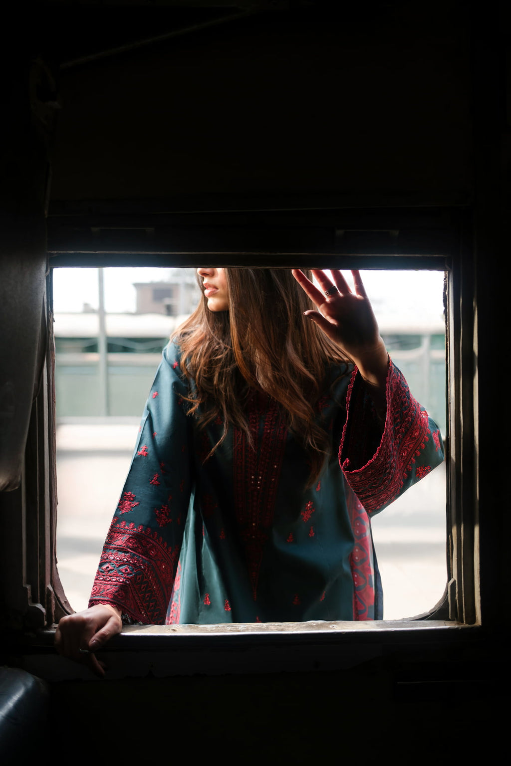 Safarnama 3PC Embroidered Lawn