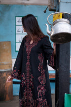 Safarnama 3PC Embroidered Lawn