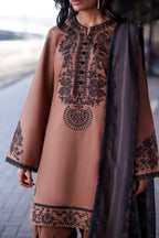 Safarnama 3PC Embroidered Lawn