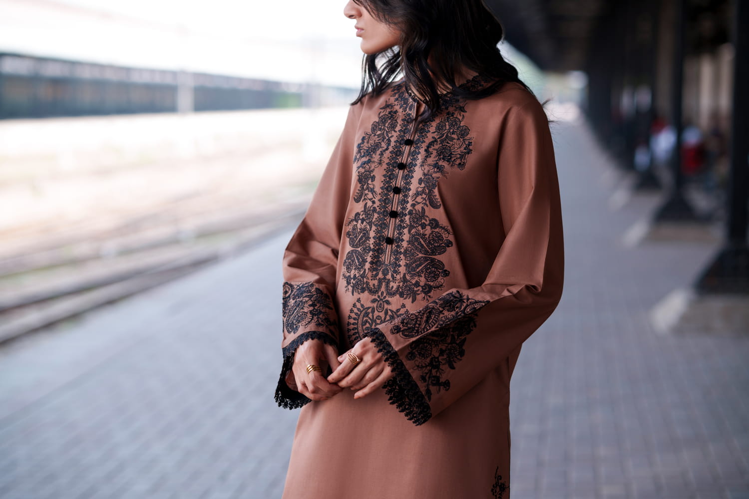 Safarnama 3PC Embroidered Lawn