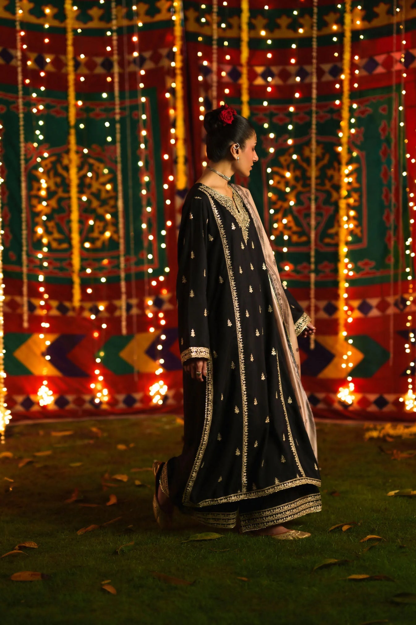 3-Piece Embroidered Viscose Silk Suit Secondary image