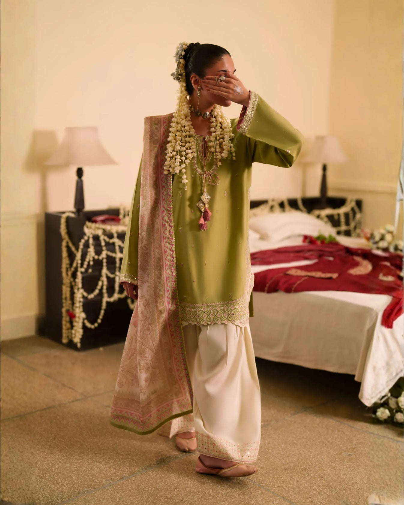 3-Piece Embroidered Viscose Silk Suit Secondary image