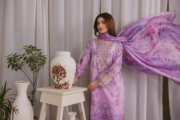 Embroidered 3 piece Lawn H-6